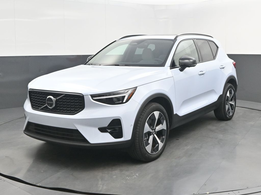 Cloud Blue 2026 Volvo XC40 B5 Plus AWD SUV / Crossover All-Wheel Drive Automatic