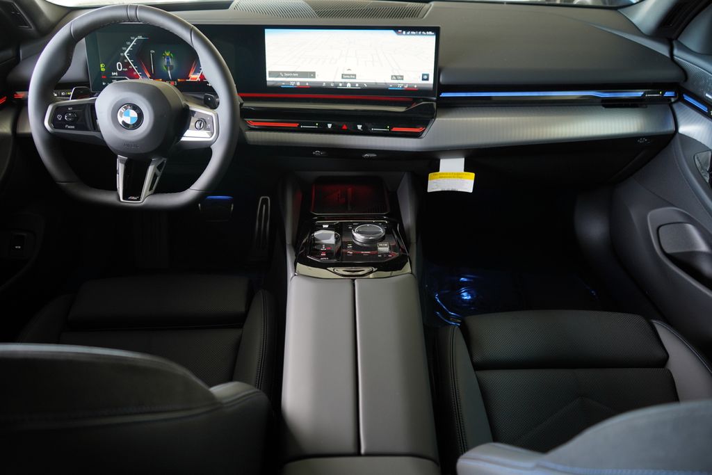 Thumbnail: 2026 BMW 5 Series - 14
