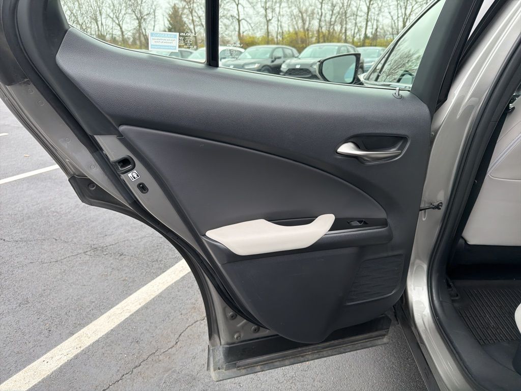 Thumbnail: 2021 Lexus UX - 21