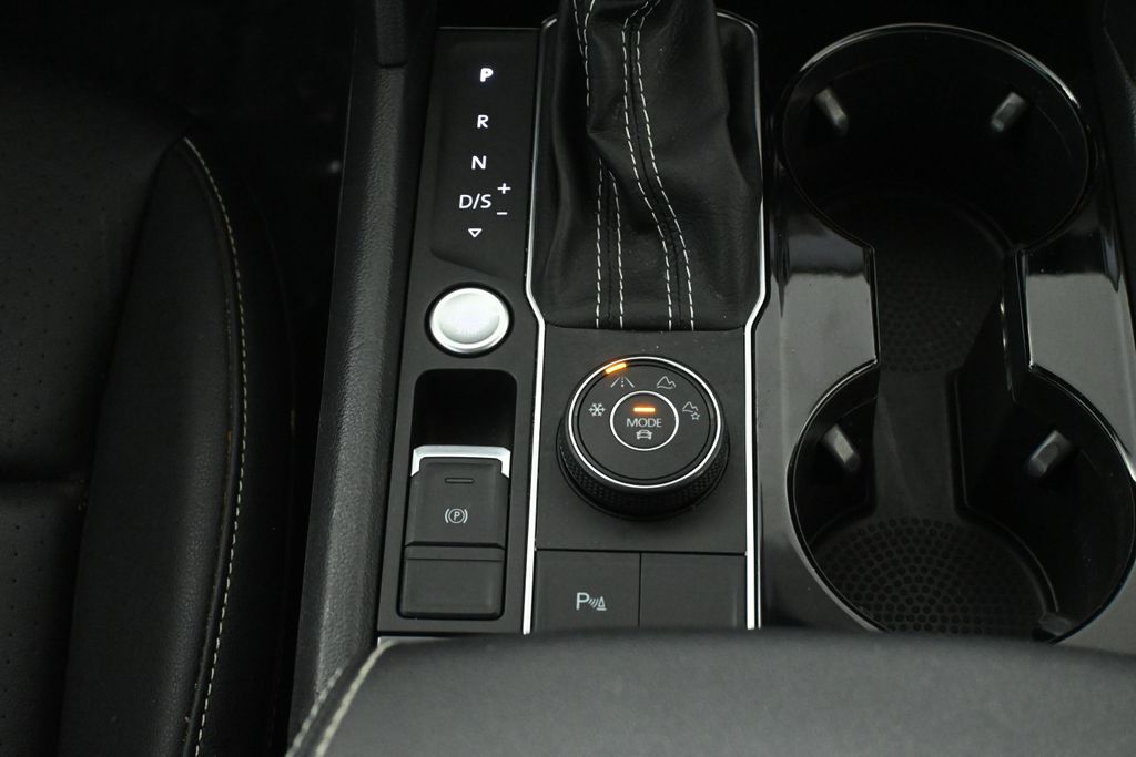 Thumbnail: 2023 Volkswagen Atlas - 26