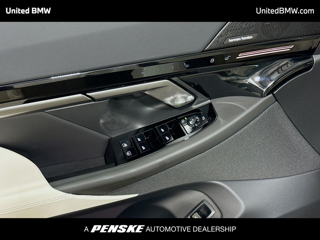 Thumbnail: 2026 BMW 5 Series - 3