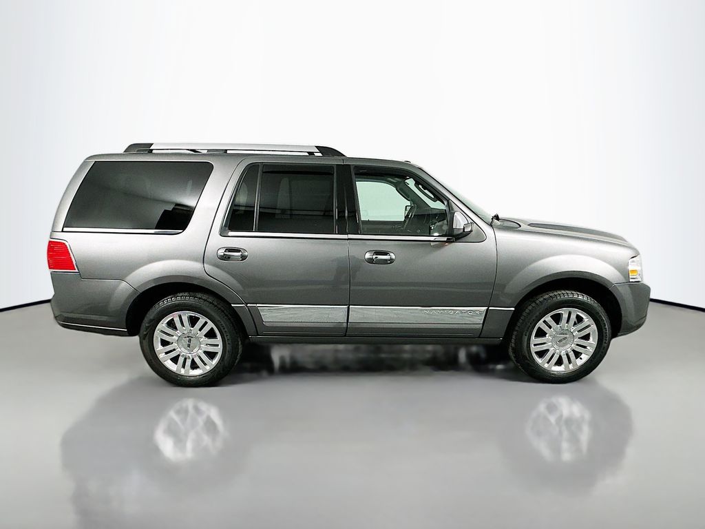 Thumbnail: 2012 Lincoln Navigator - 4