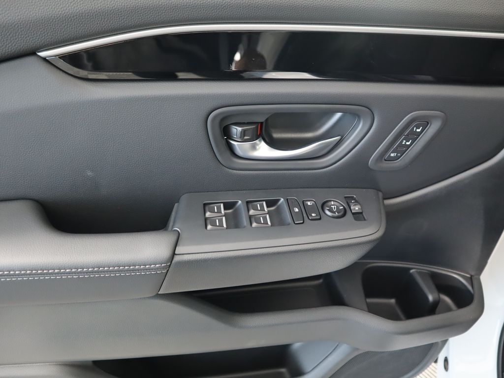 Thumbnail: 2025 Honda Pilot - 25