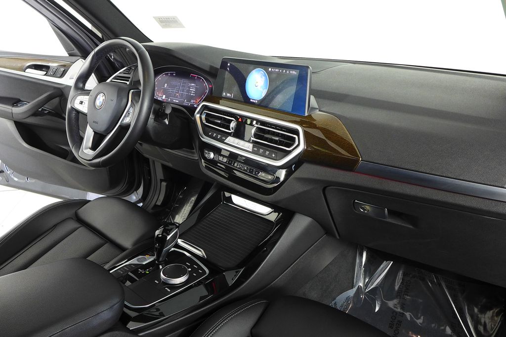 Thumbnail: 2023 BMW X3 - 13