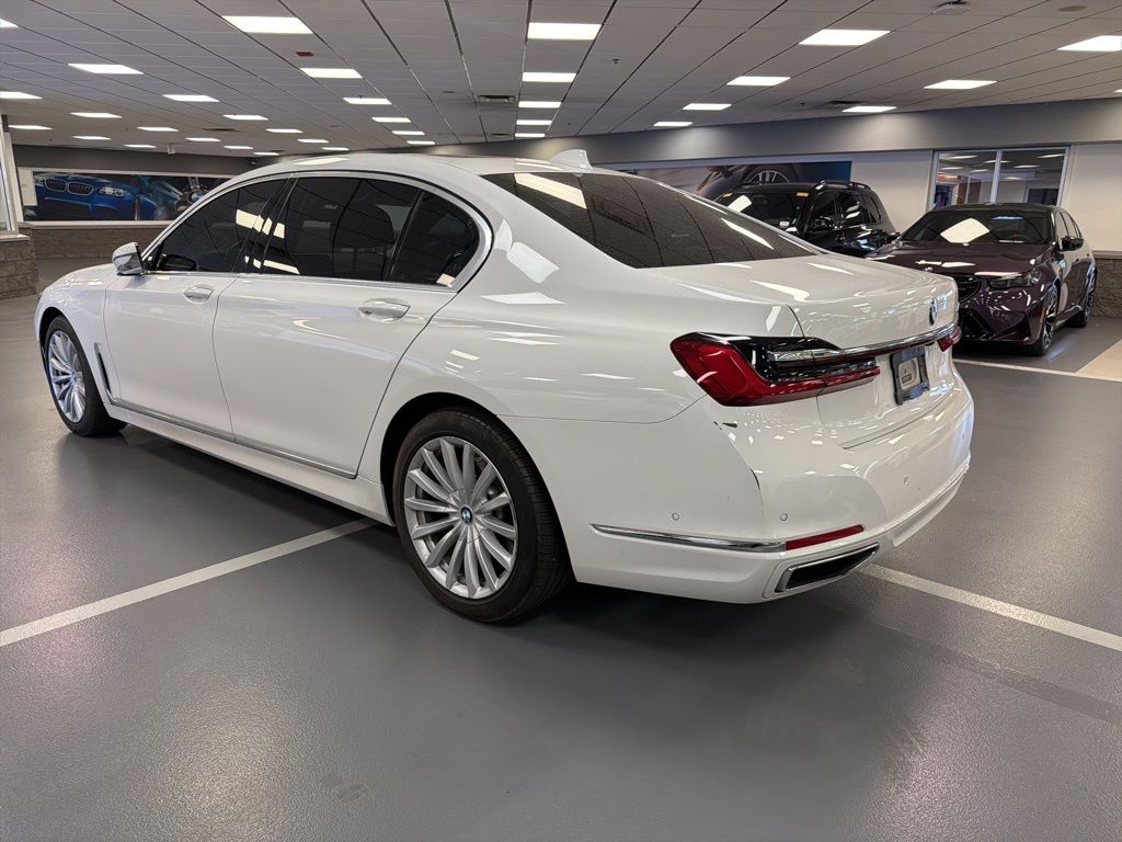 Thumbnail: 2020 BMW 7 Series - 7