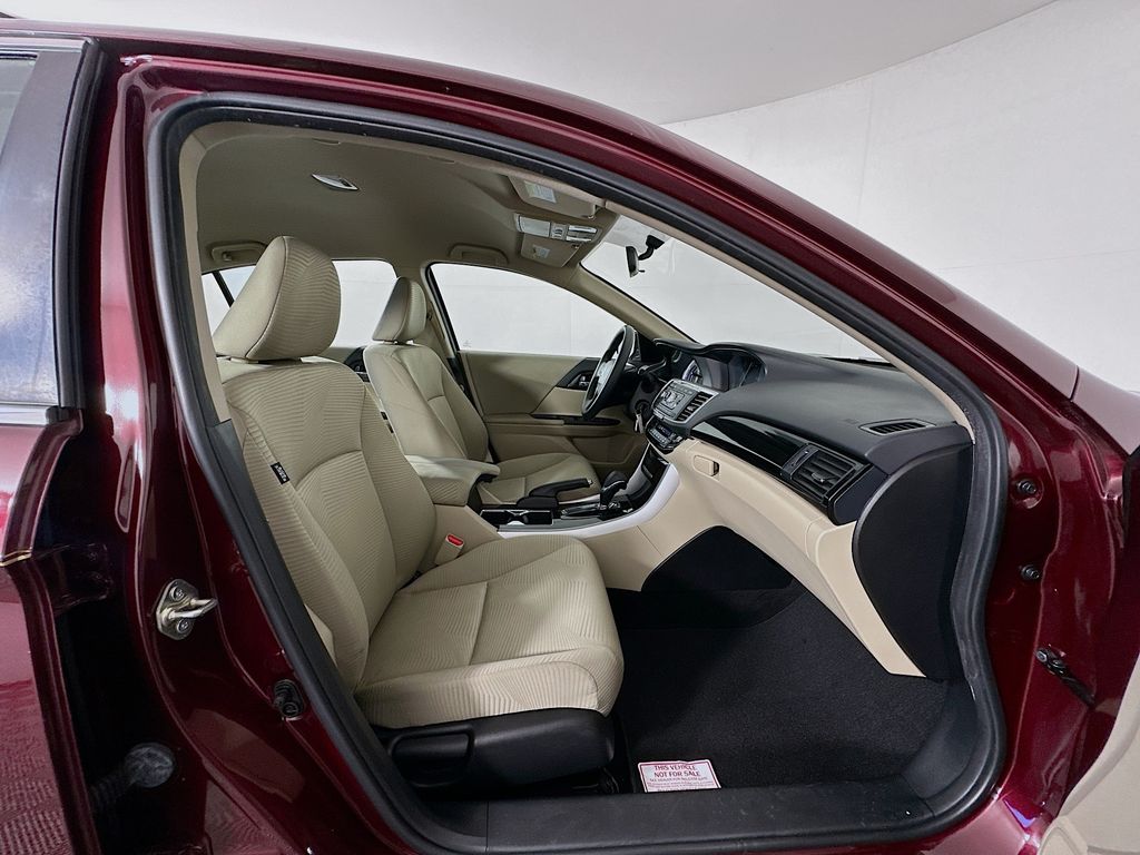 Thumbnail: 2016 Honda Accord - 26