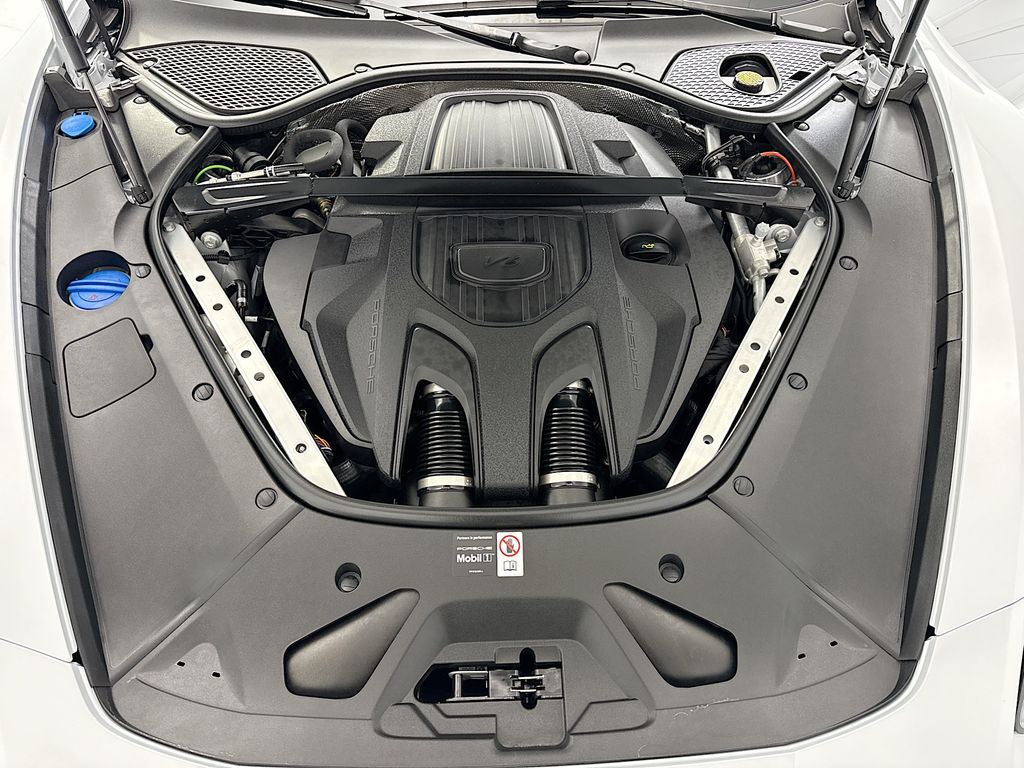 Thumbnail: 2026 Porsche Panamera - 29