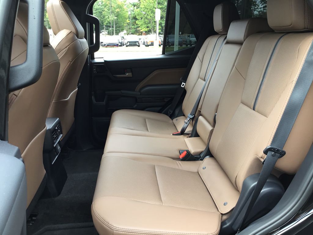 Thumbnail: 2025 Toyota 4Runner - 16