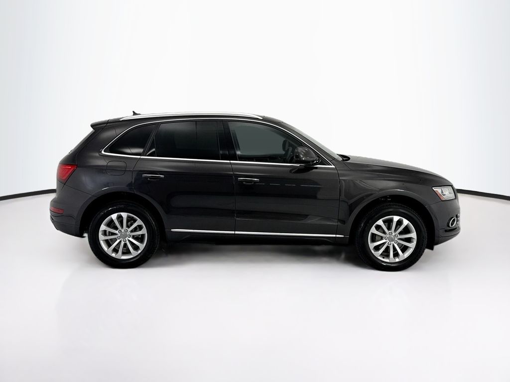Thumbnail: 2017 Audi Q5 - 4