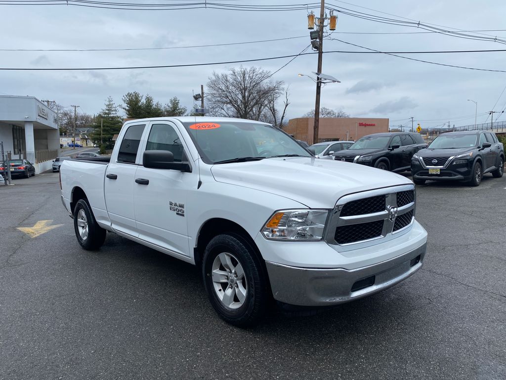 2024 RAM 1500 Classic SLT Quad Cab RWD
