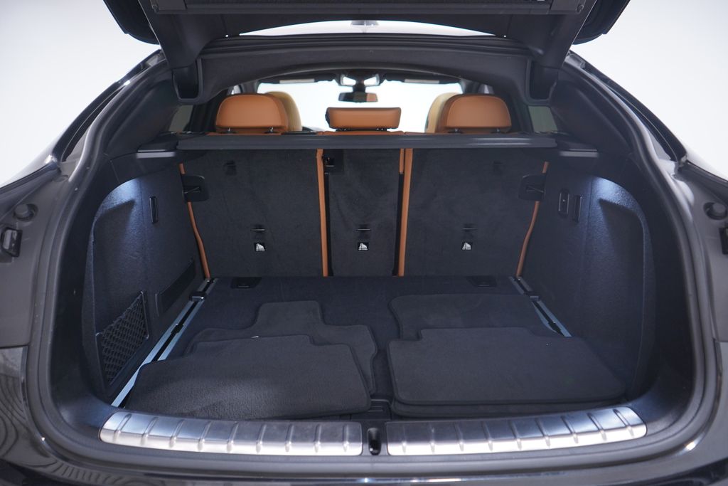 Thumbnail: 2022 BMW X4 - 23