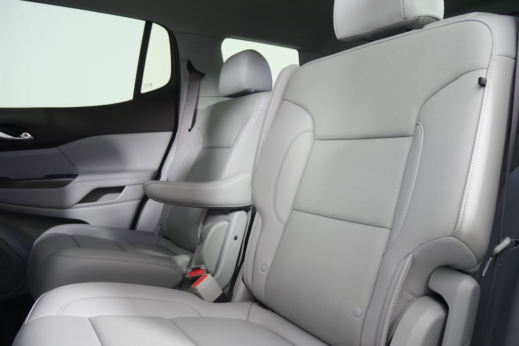 Thumbnail: 2022 GMC Acadia - 15