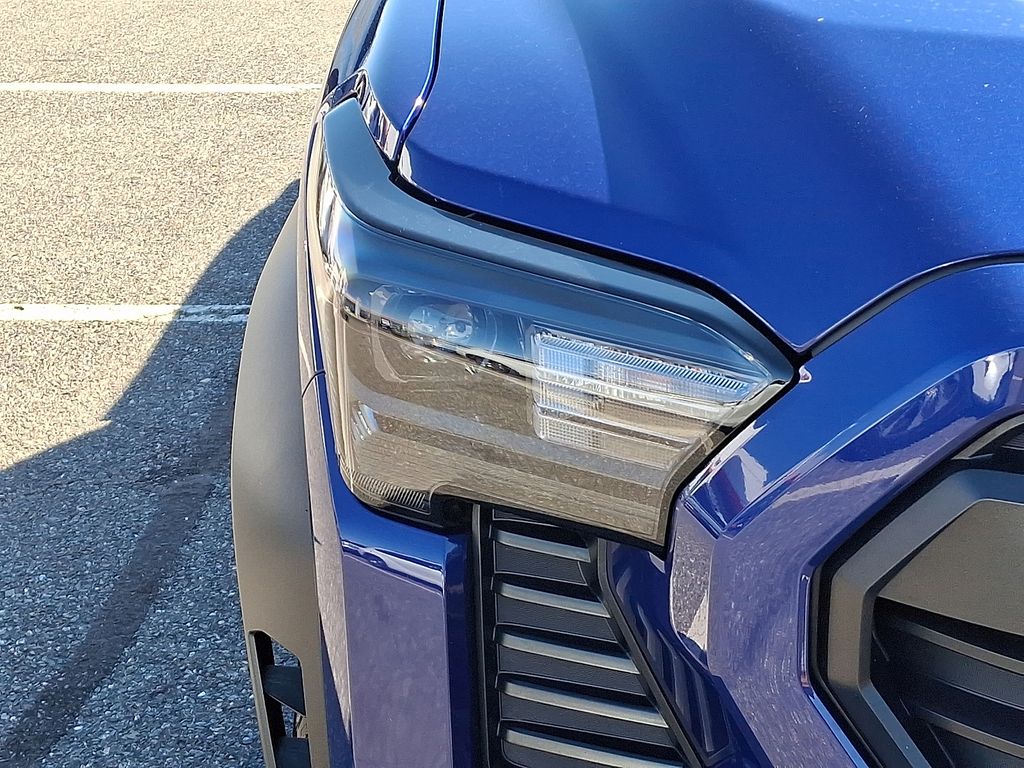 Thumbnail: 2024 Toyota Tacoma - 9