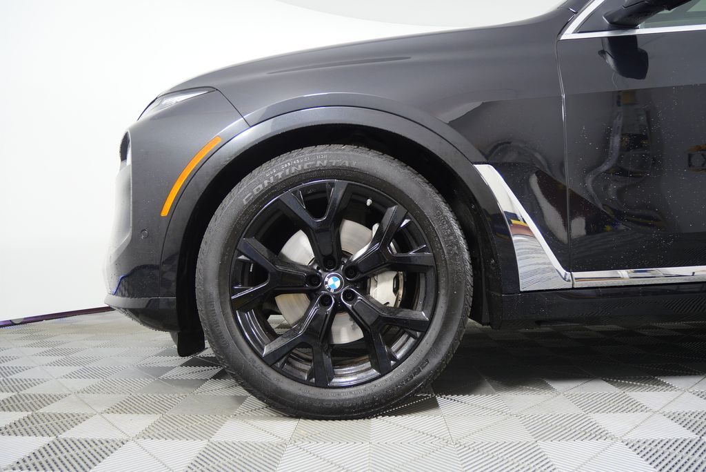Thumbnail: 2024 BMW X7 - 7