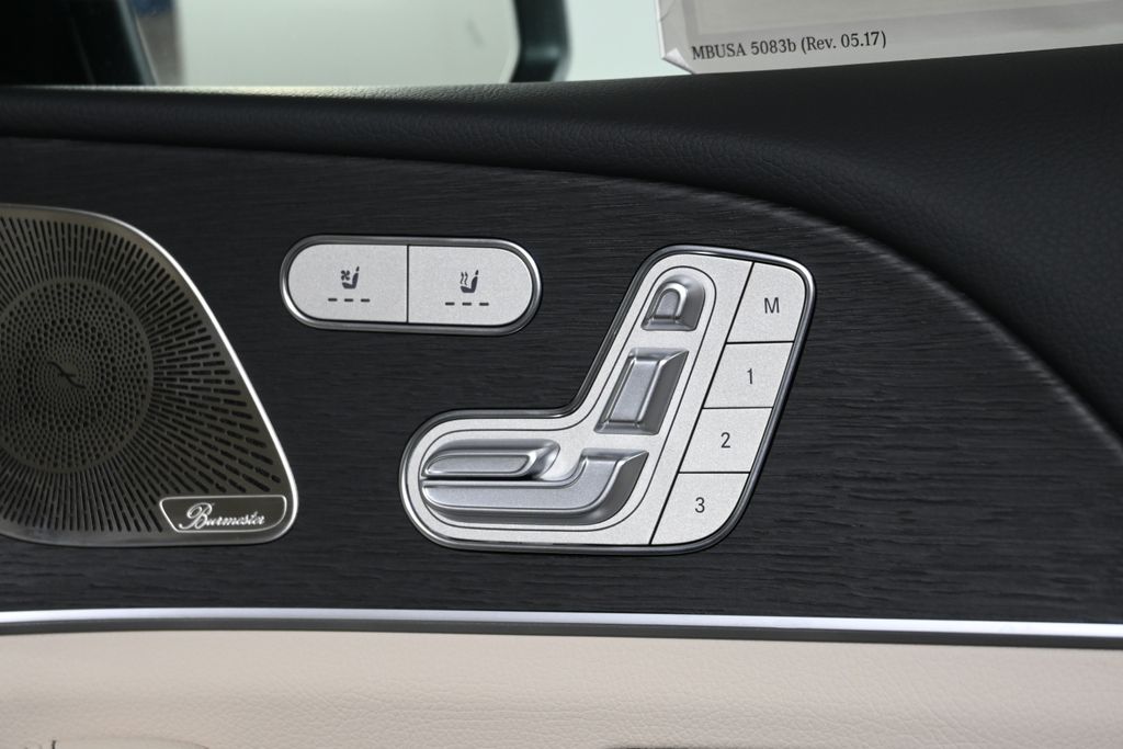 Thumbnail: 2026 Mercedes-Benz GLE - 23