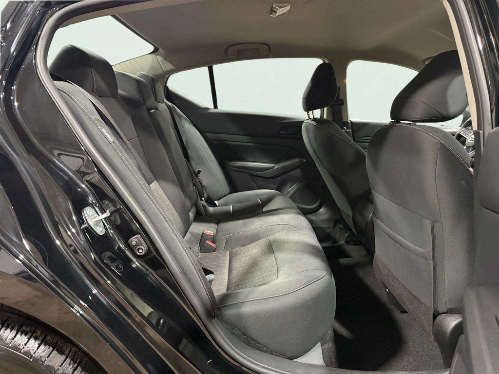 Certified Used 2025 Super Black Nissan 2.5 SV image 24