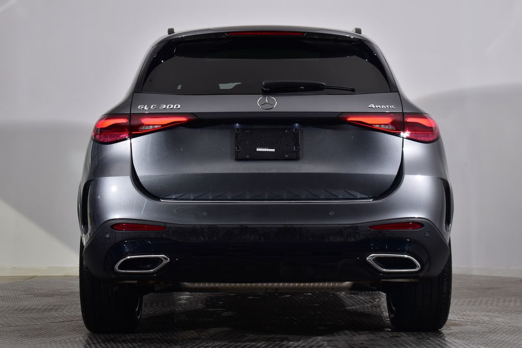 Thumbnail: 2023 Mercedes-Benz GLC - 4