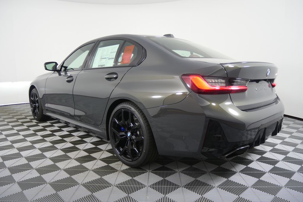 Thumbnail: 2026 BMW 3 Series - 5