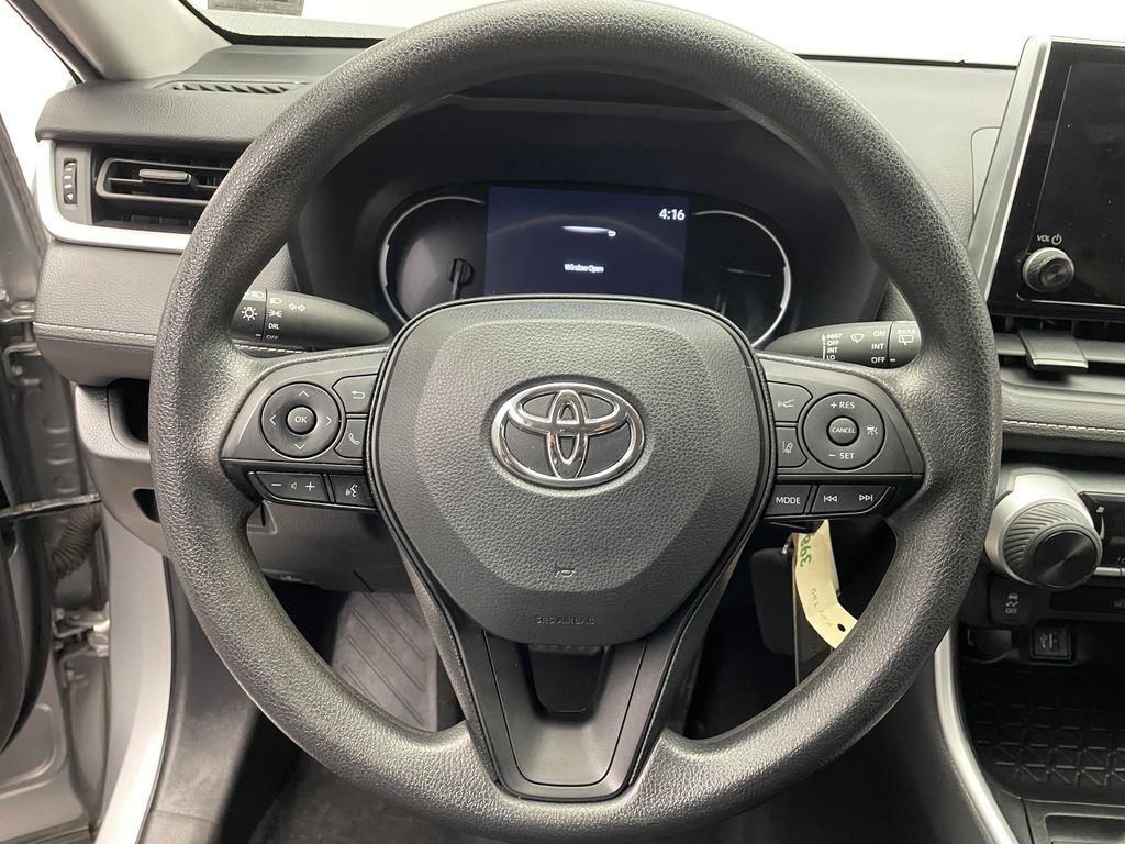 2023 Toyota RAV4 LE 20
