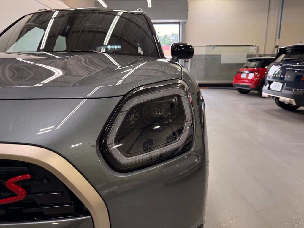 Thumbnail: 2025 MINI Cooper Countryman - 9