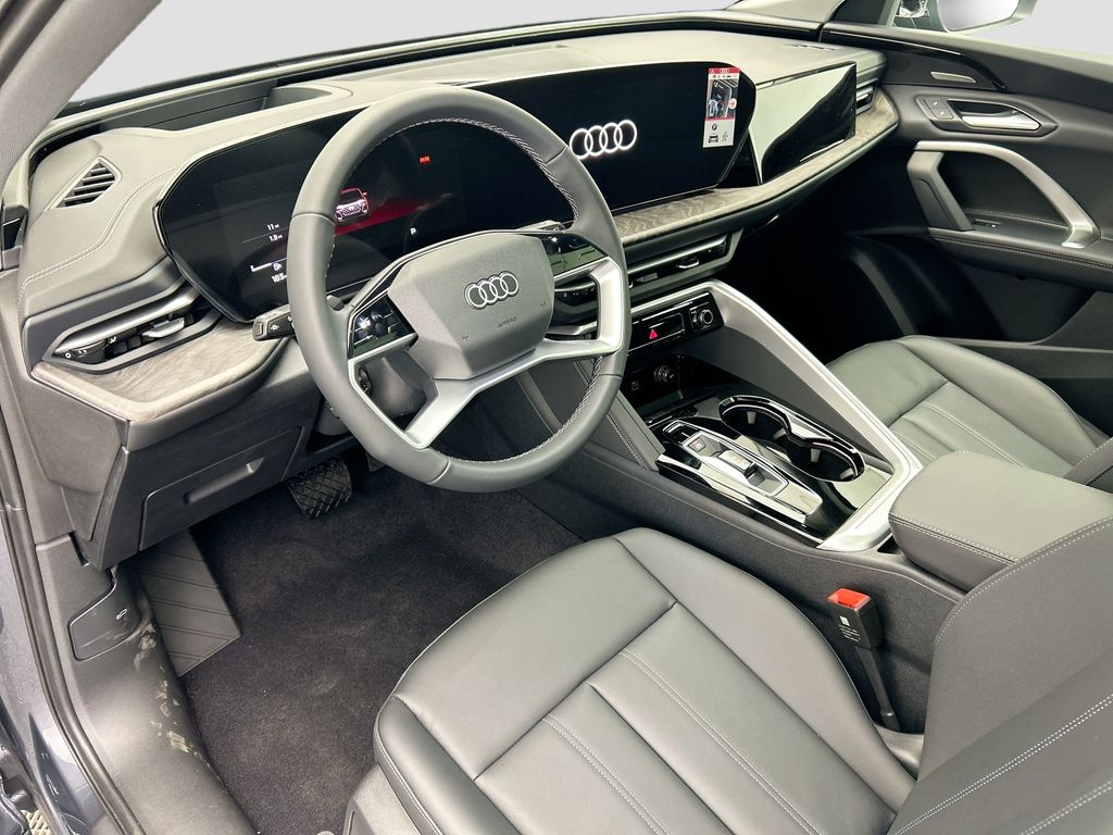 Thumbnail: 2025 Audi Q5 - 9