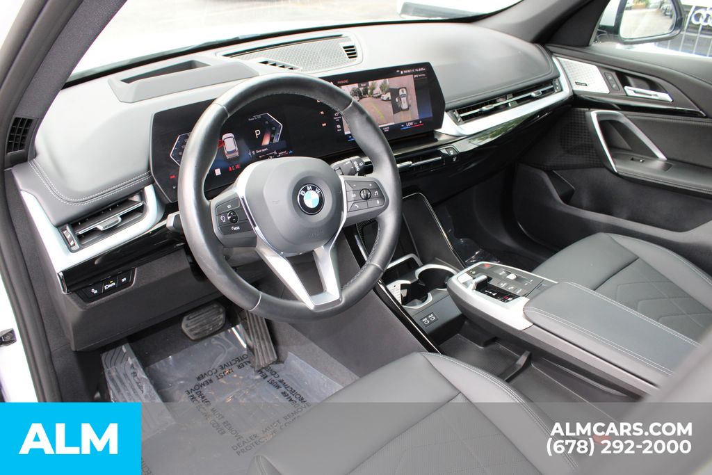 Used 2023 White BMW xDrive28i image 10
