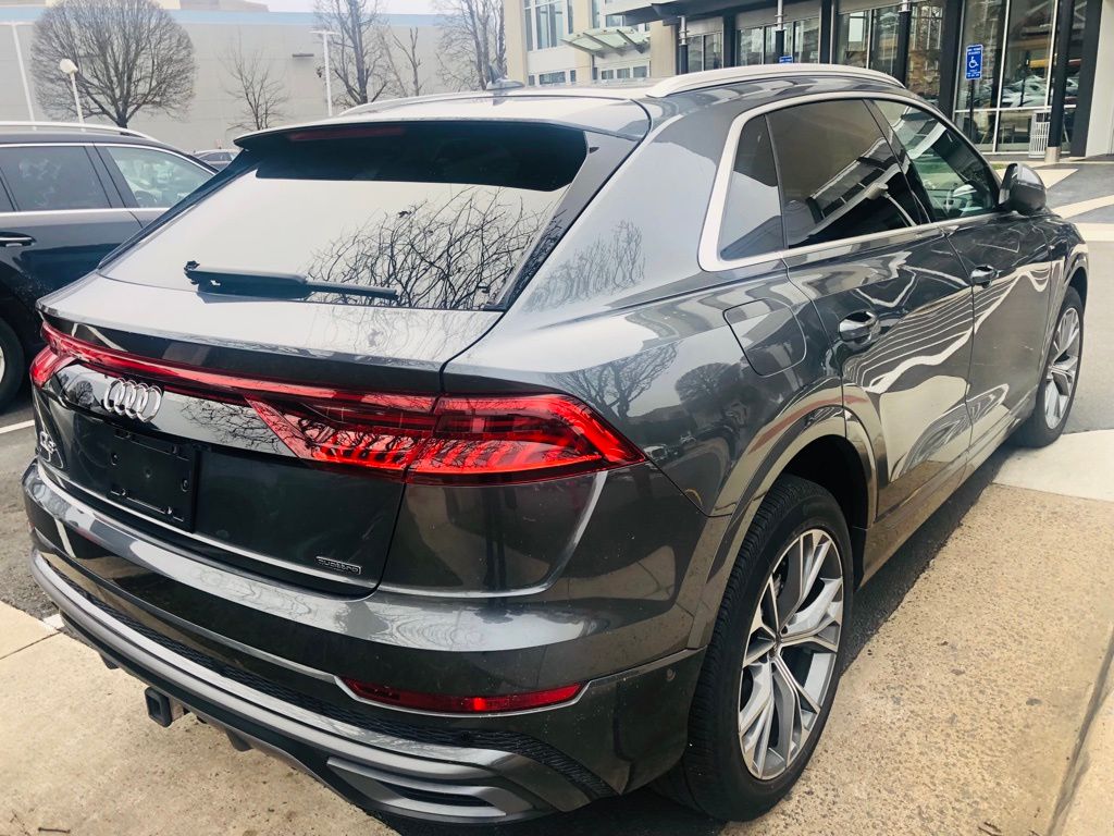 Thumbnail: 2023 Audi Q8 - 4