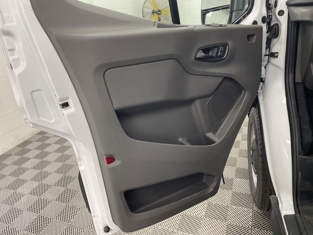 2025 Ford Transit photo 14