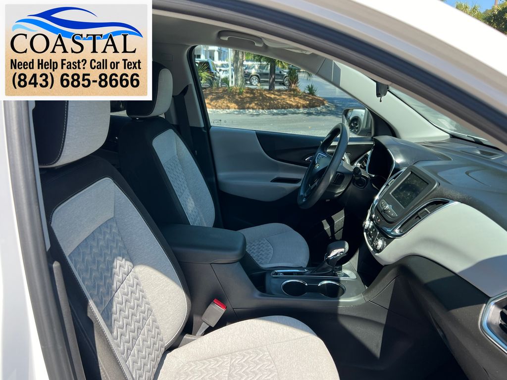 2023 Chevrolet Equinox LS White at Matthews Motors of Wilmington