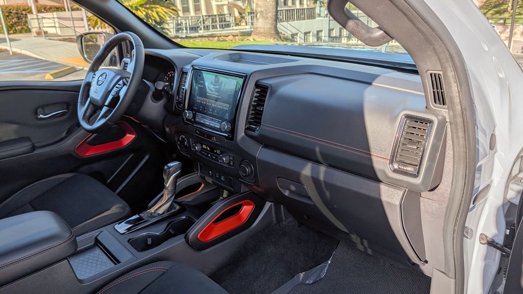 Used 2024 Nissan Frontier PRO-4X 4D Crew Cab