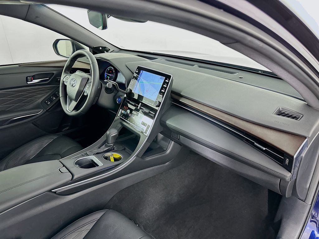 Thumbnail: 2021 Toyota Avalon - 30