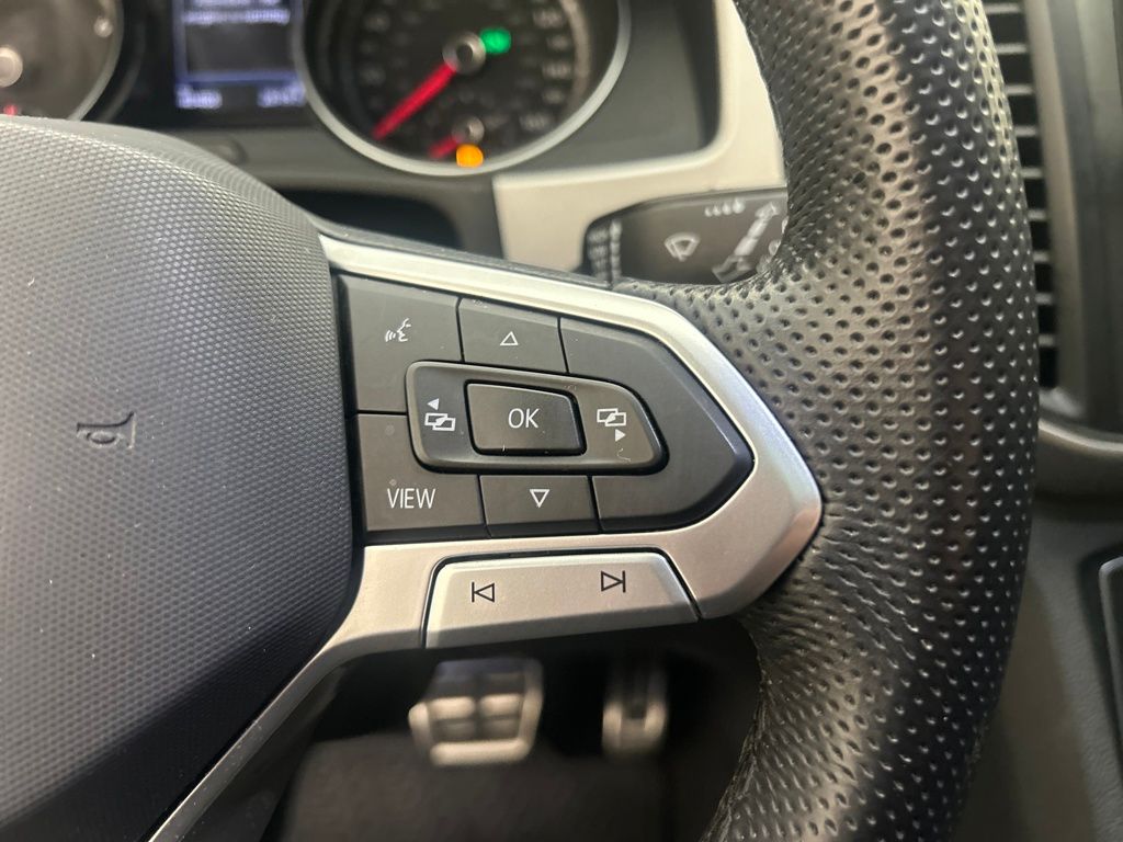 2021 Volkswagen Atlas V6 SE Technology R-Line photo 26