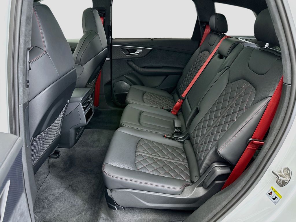 Thumbnail: 2026 Audi SQ7 - 20