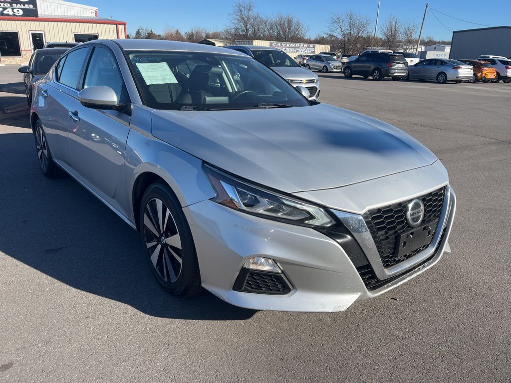 2021 Nissan Altima 2.5 SV FWD