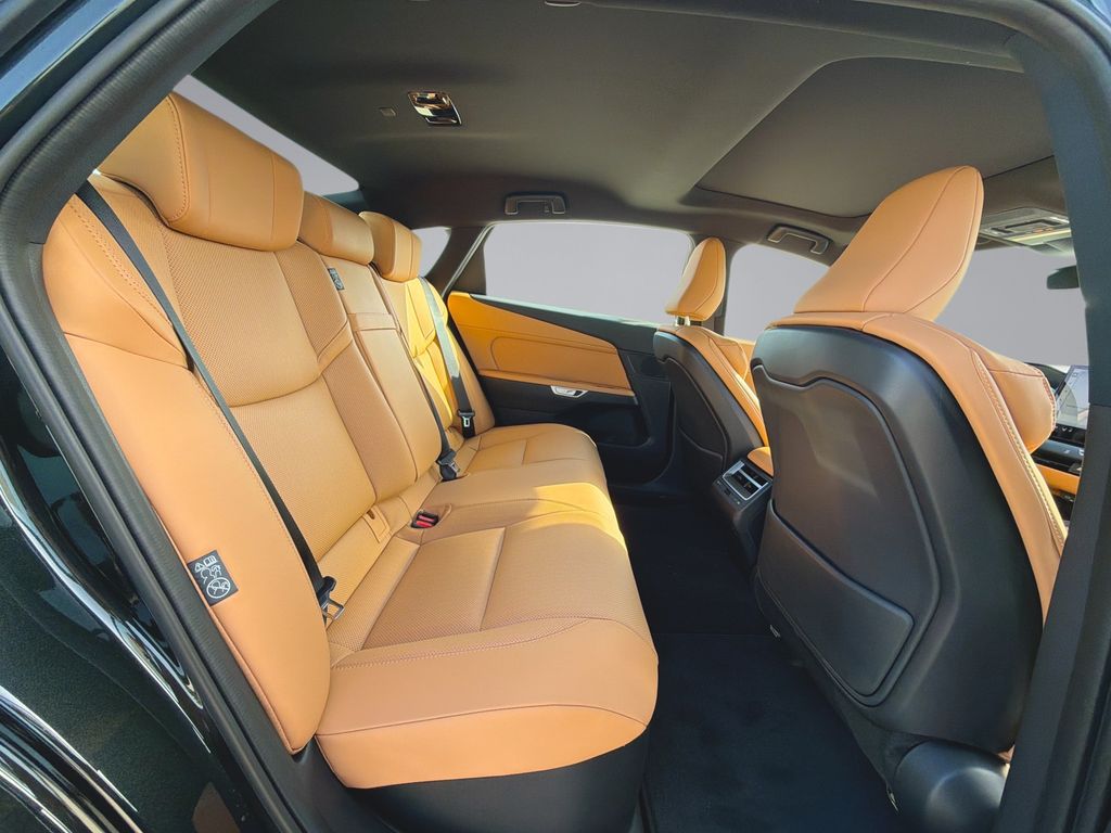 Thumbnail: 2026 Lexus ES - 17