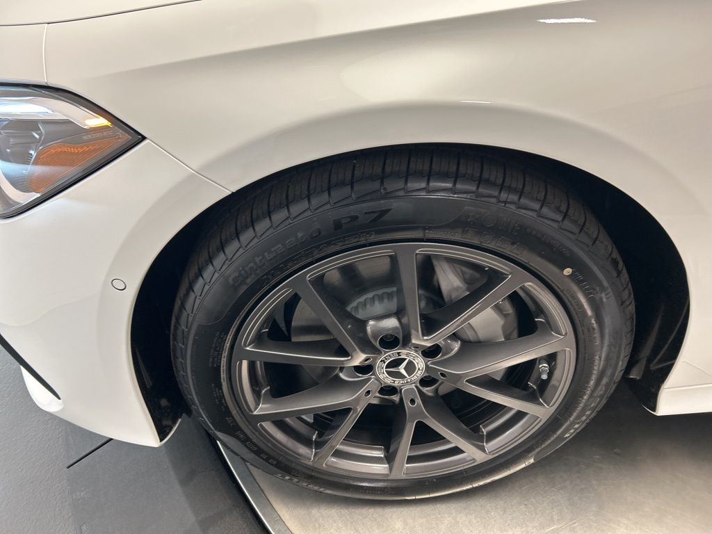 Thumbnail: 2026 Mercedes-Benz CLE - 10