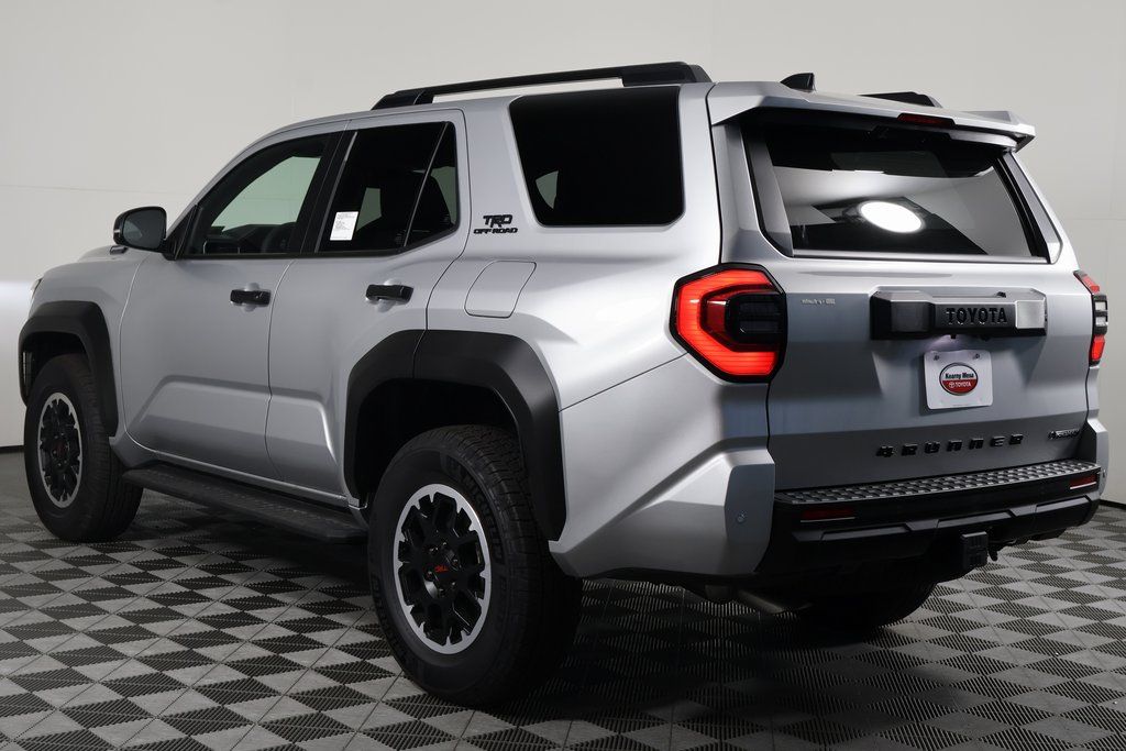 Thumbnail: 2025 Toyota 4Runner - 6