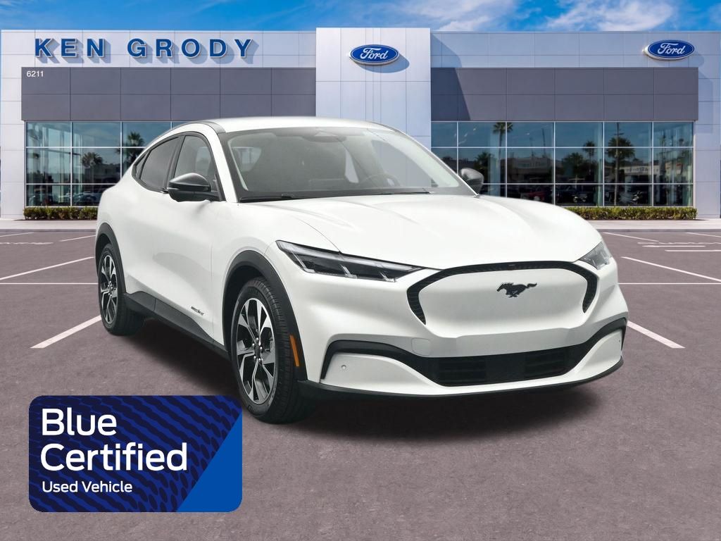 Star White Metallic Tri-Coat 2025 Ford Mustang Mach-E SUV / Crossover Rear-Wheel Drive Automatic