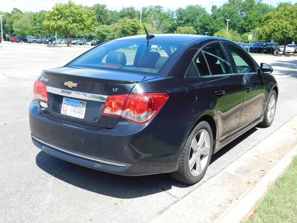 Thumbnail: 2014 Chevrolet Cruze - 4