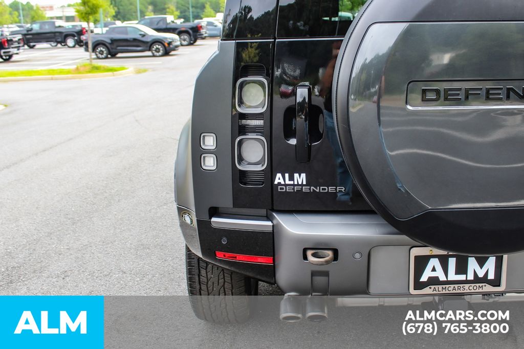 Used 2023 Gray Land Rover Carpathian Edition image 12