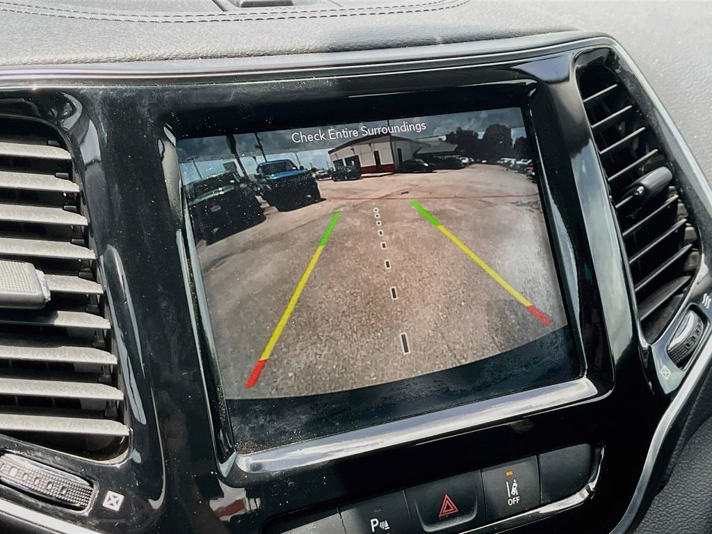Used 2019 Gray Jeep Limited image 14