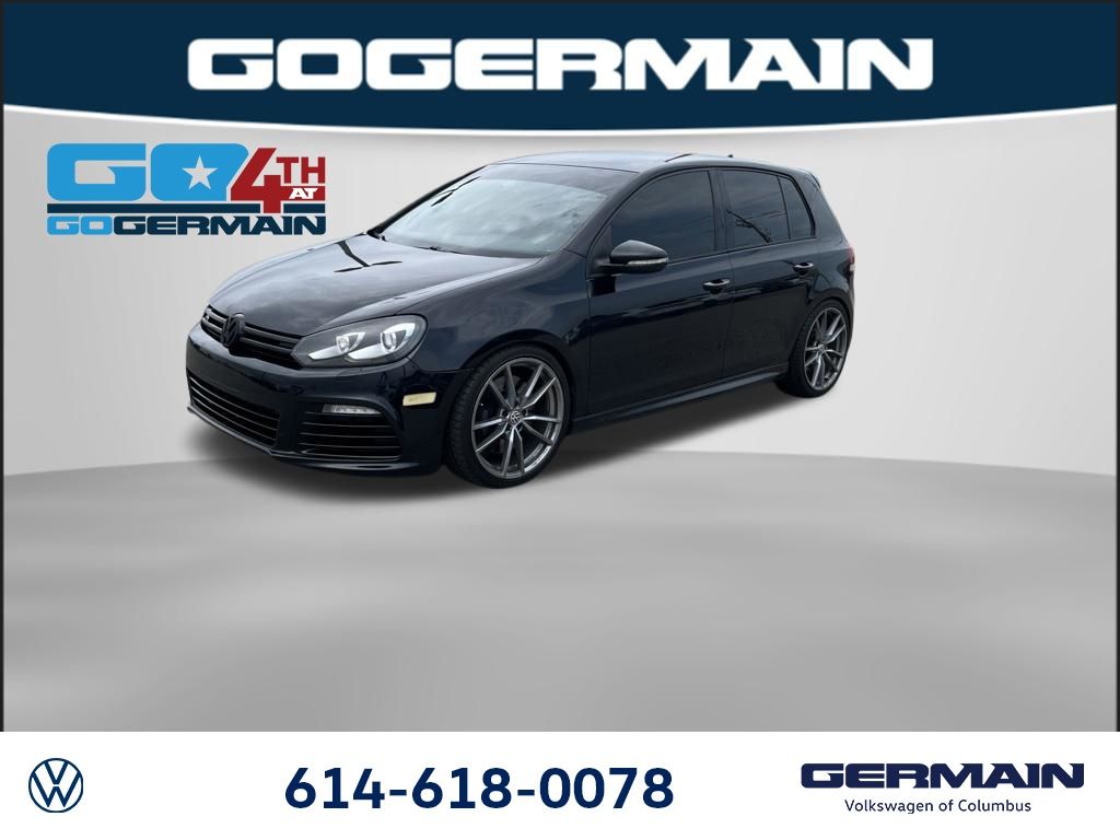 2013 Volkswagen Golf R 4-Door AWD