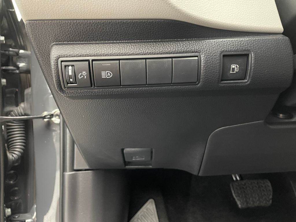 Thumbnail: 2024 Toyota Corolla - 19