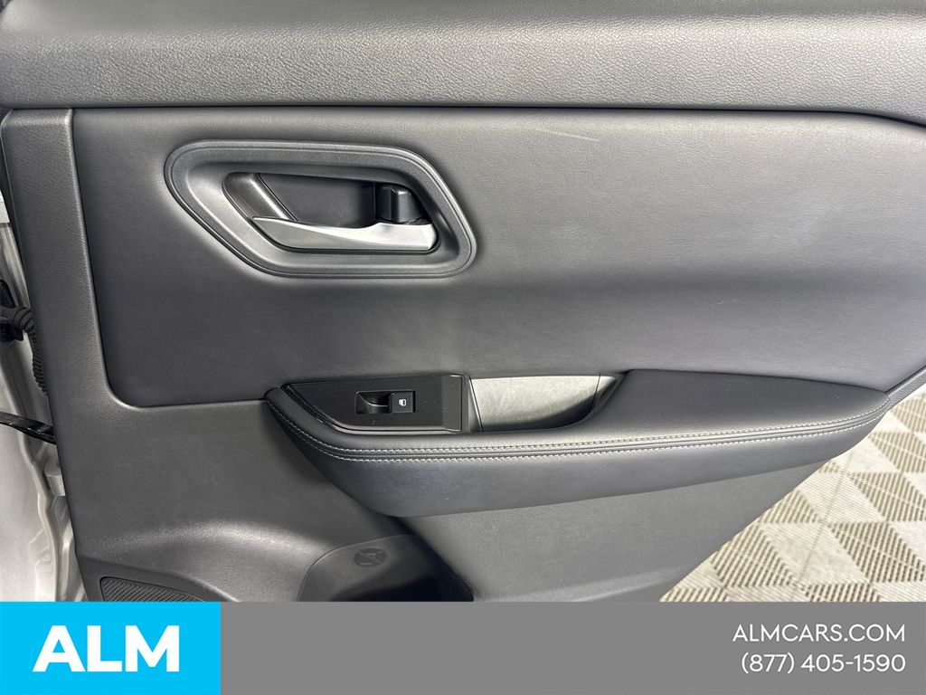 Used 2025 Silver Nissan SV image 20