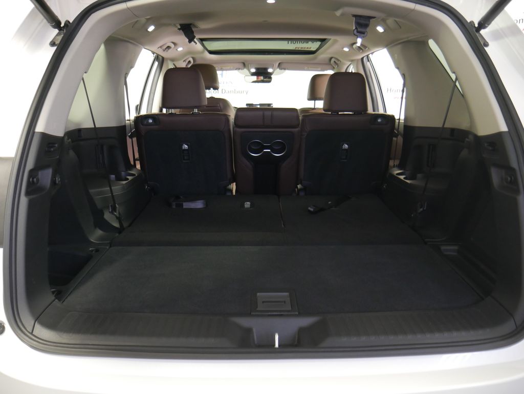 Thumbnail: 2025 Honda Pilot - 10