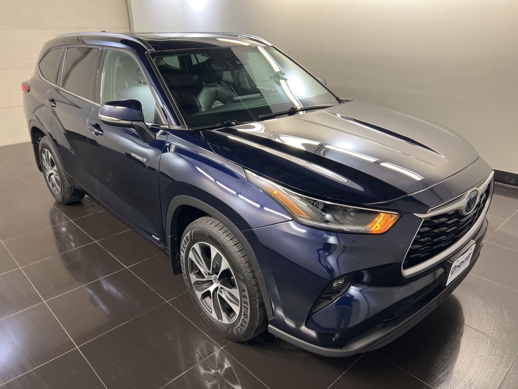 2021 Toyota Highlander Hybrid XLE