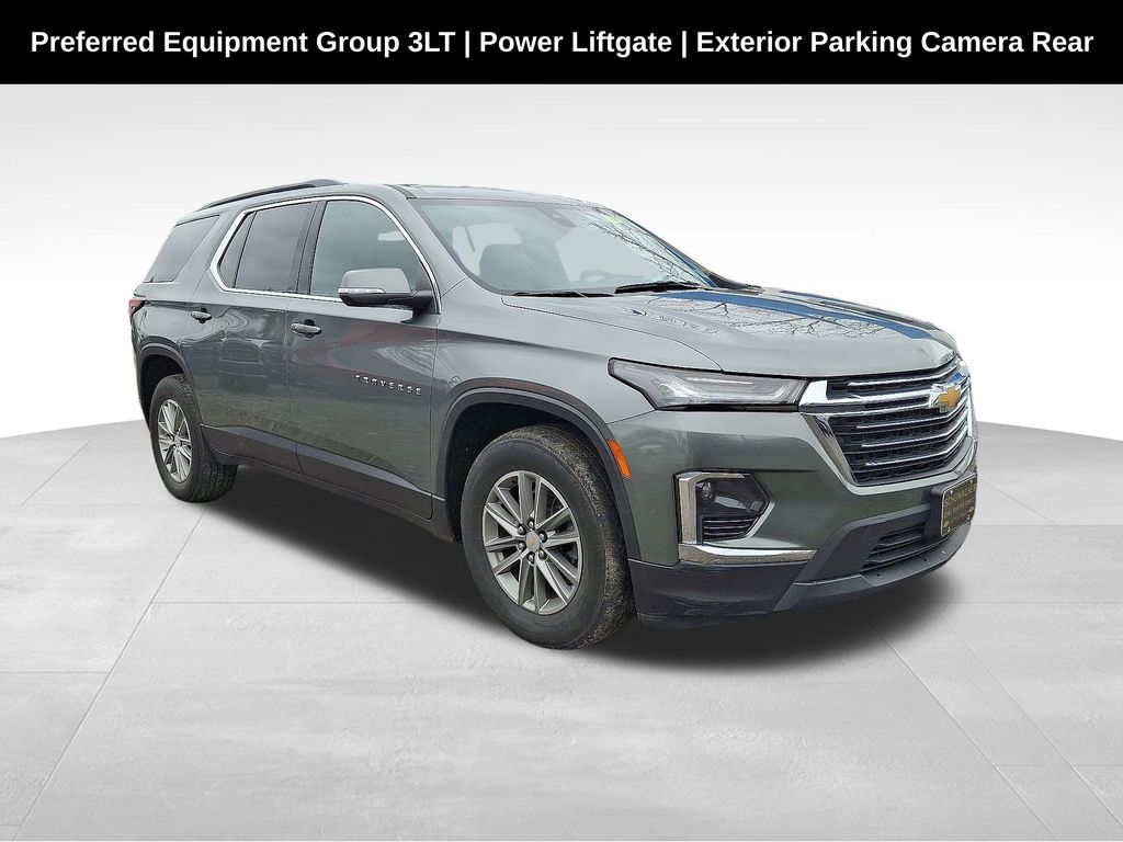2023 Chevrolet Traverse LT Leather