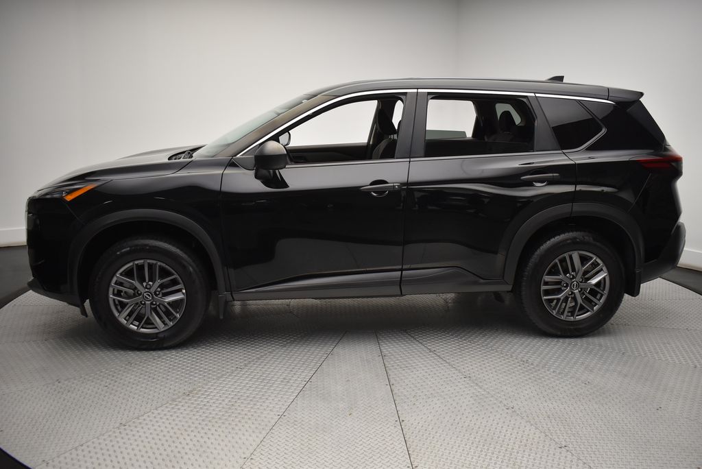 2022 Nissan Rogue S 8