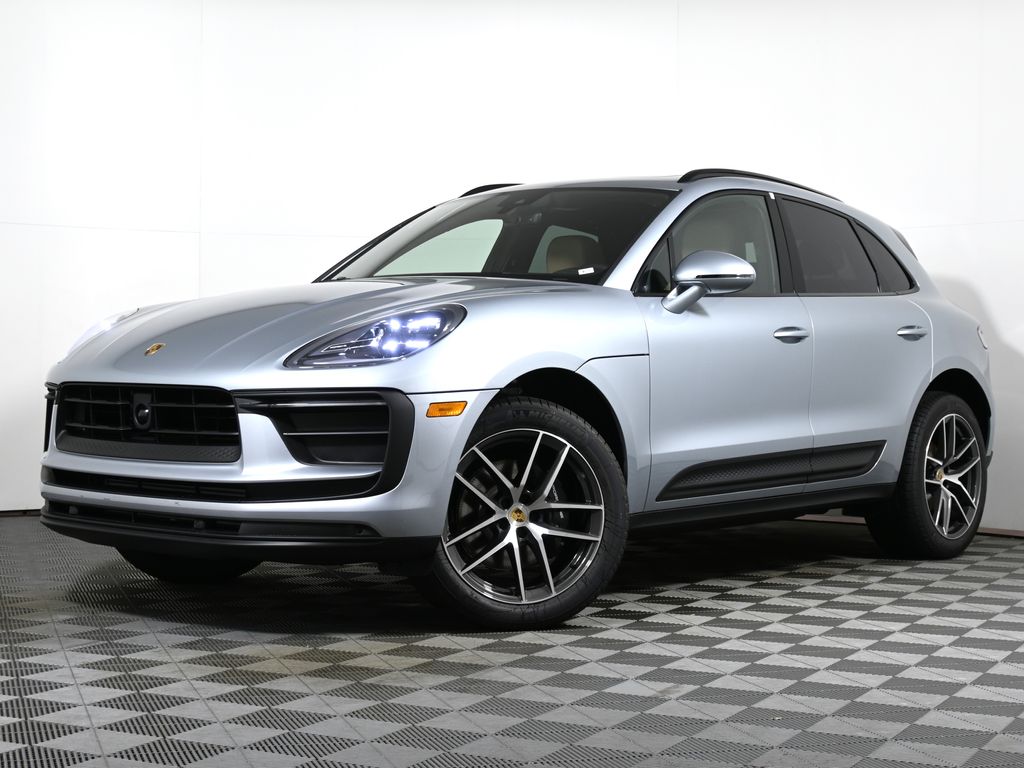 2024 Porsche Macan  -
                Warwick, RI