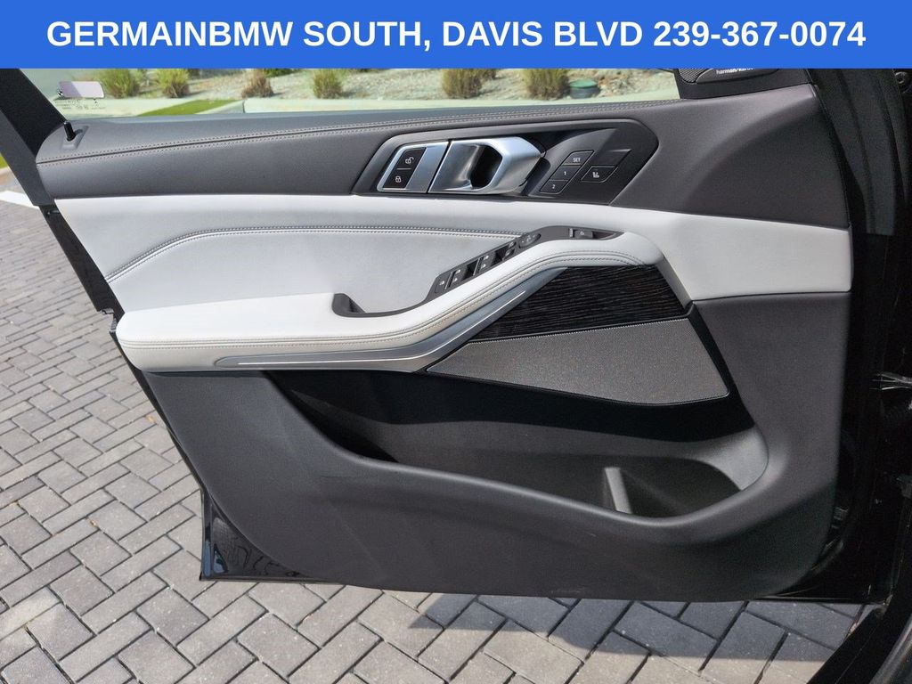 Certified Used 2024 Black BMW xDrive40i image 30